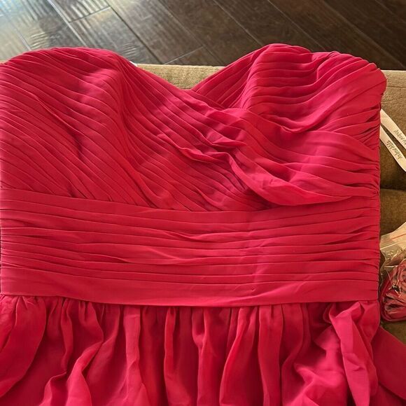 Andrew‎ Adela Formal *SAMPLE* Bridesmaid Dress. In New Condition. Size 10. - Picture 2 of 8